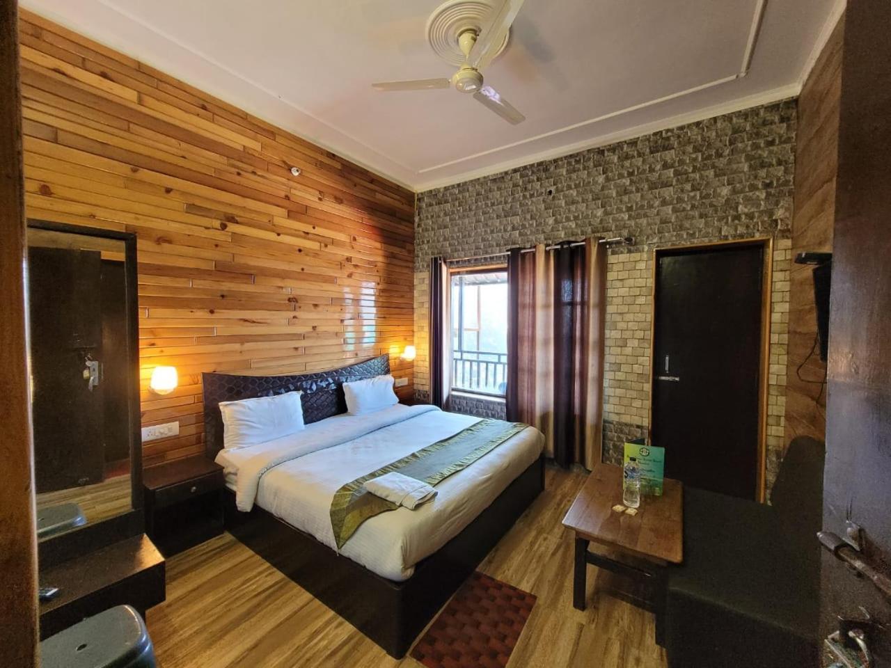 Sh Sunset Resort Nainital Zewnętrze zdjęcie