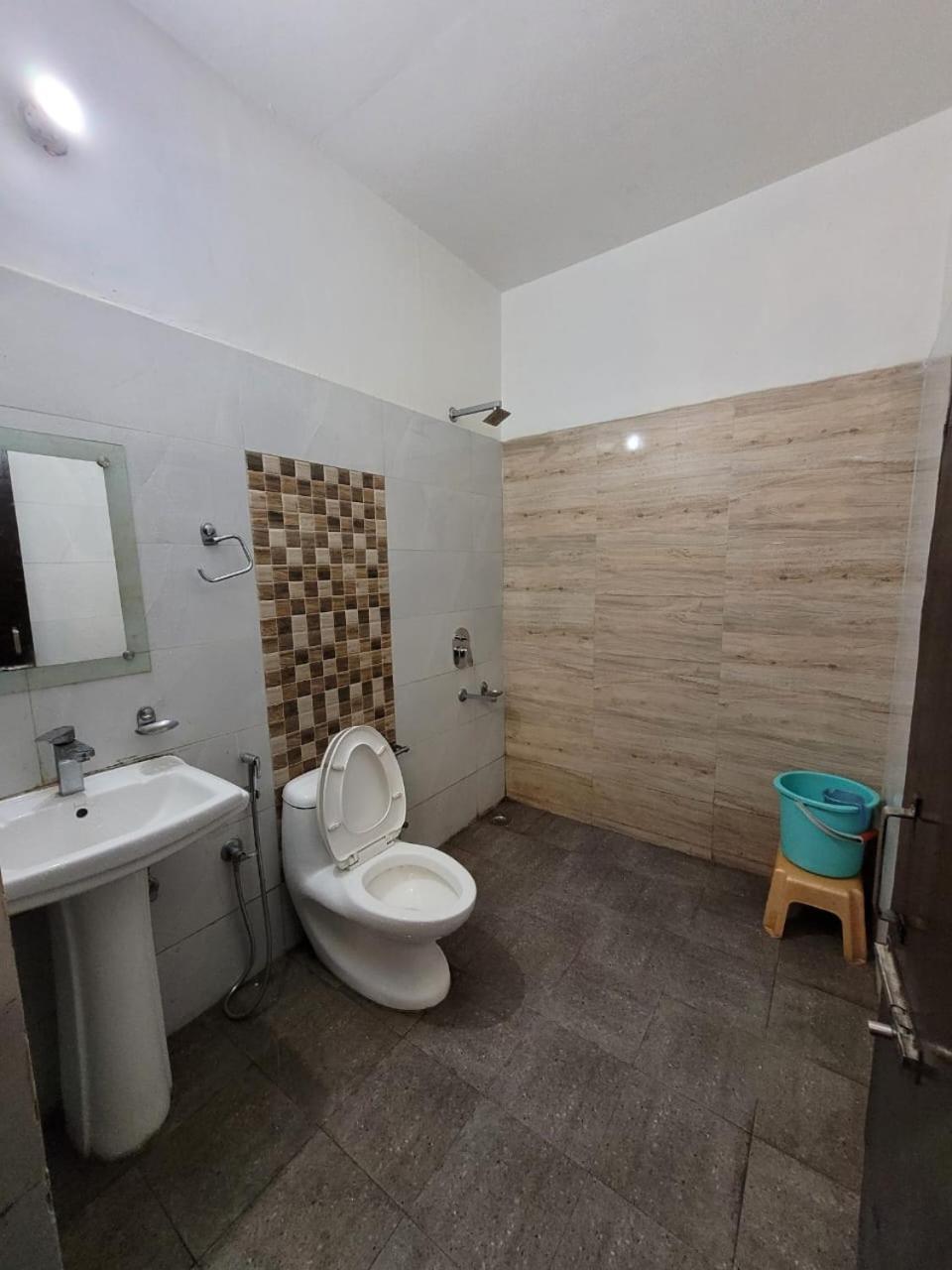 Sh Sunset Resort Nainital Zewnętrze zdjęcie